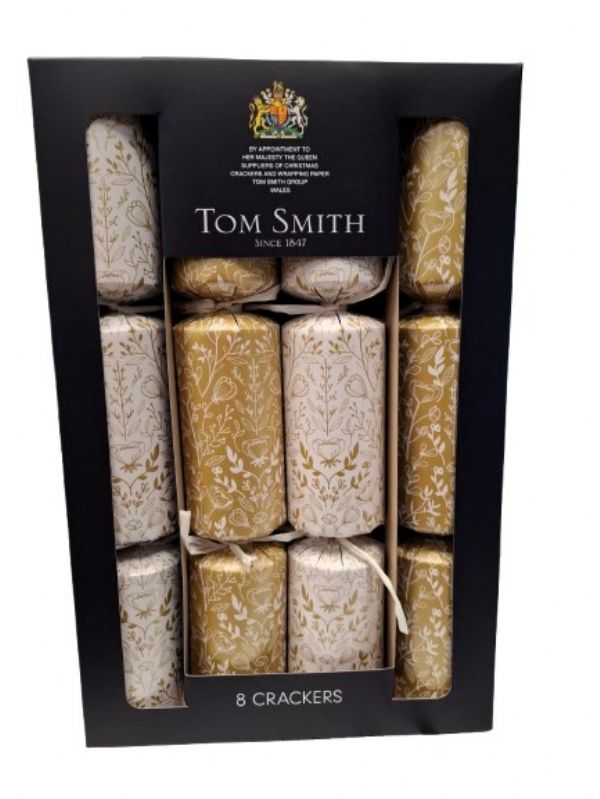 Photo of Tom Smith Xmas Crackers Gold Family Pk6